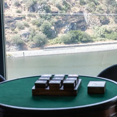 Douro Sky Valley - Private Pool Villa 別荘 Miomaes